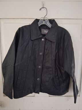 Wilsons Leather Kids Youth Black Leather Snap-Front Jacket Sz M Boys/Unisex